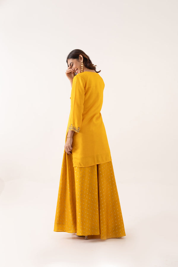 YELLOW BOOTI SILK KURTA SET