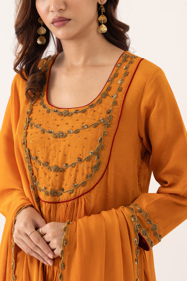 ORANGE CHINNON KURTA SET