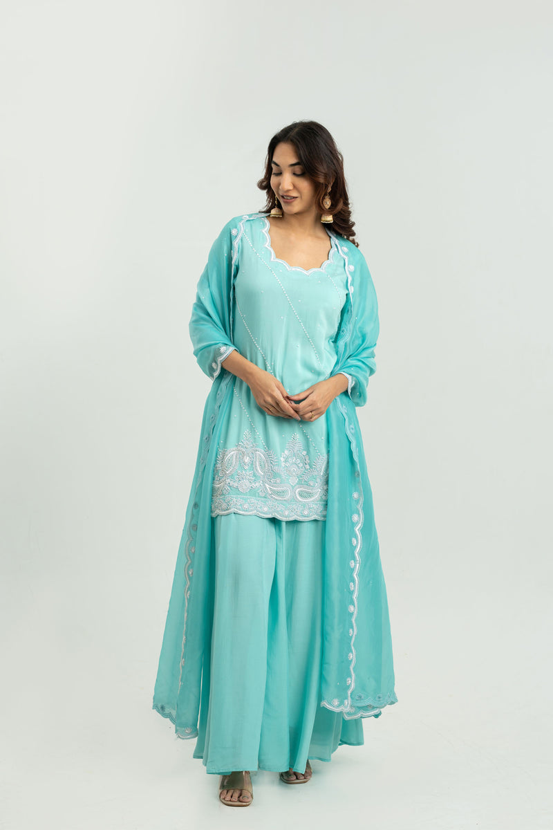 TURQUOISE SCALLOPED KURTA SET